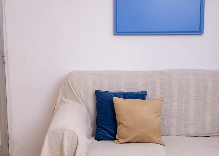 Boulevard Apartment *