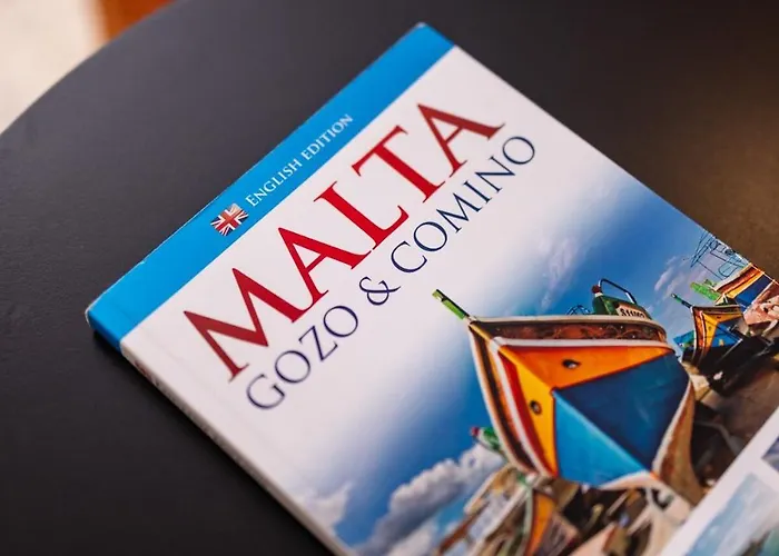 Boulevard Apartment *